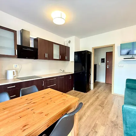Apartman Mieszkanie Ogrod I Parking *